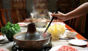 an lau khong tot cho suc khoe. anh: health sina.